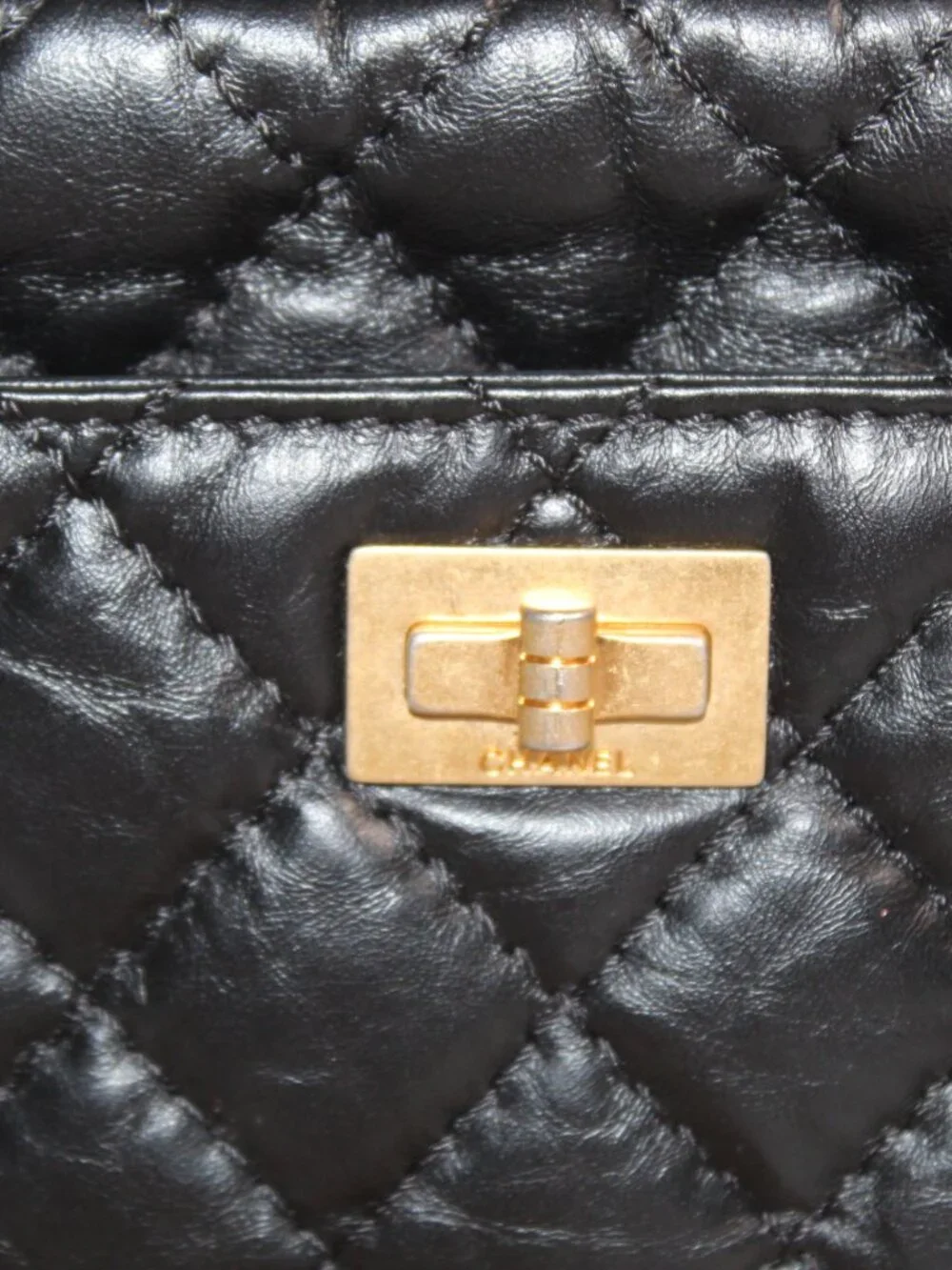 Chanel Black Leather 2.55 Reissue Camera Case Crossbody Zip Top Shoulder Bag